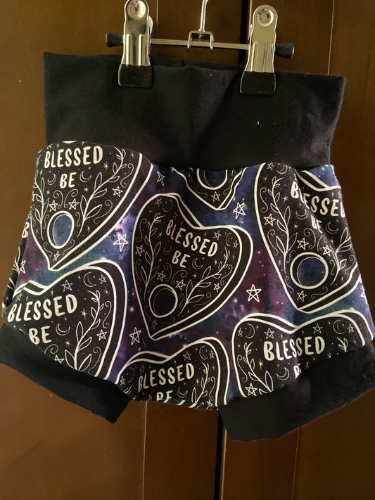 3-6m Blessed Be shorts